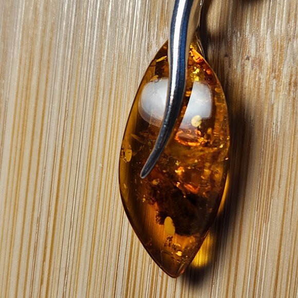 VTG HUGE! NWT Hammered LEAF Baltic Amber Pendant in Sterling Silver w/ 925 Chain - Picture 6 of 12